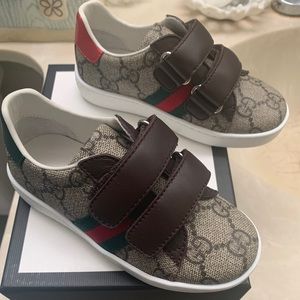 GUCCI TODDLER TRAINERS SIZE 8 ( Euro 24) WORN ONCE